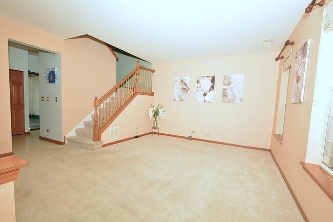 Photo - 2460 Georgetown Cir
