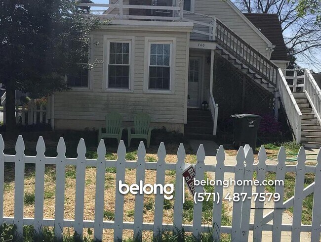 Photo - 700 18th St S