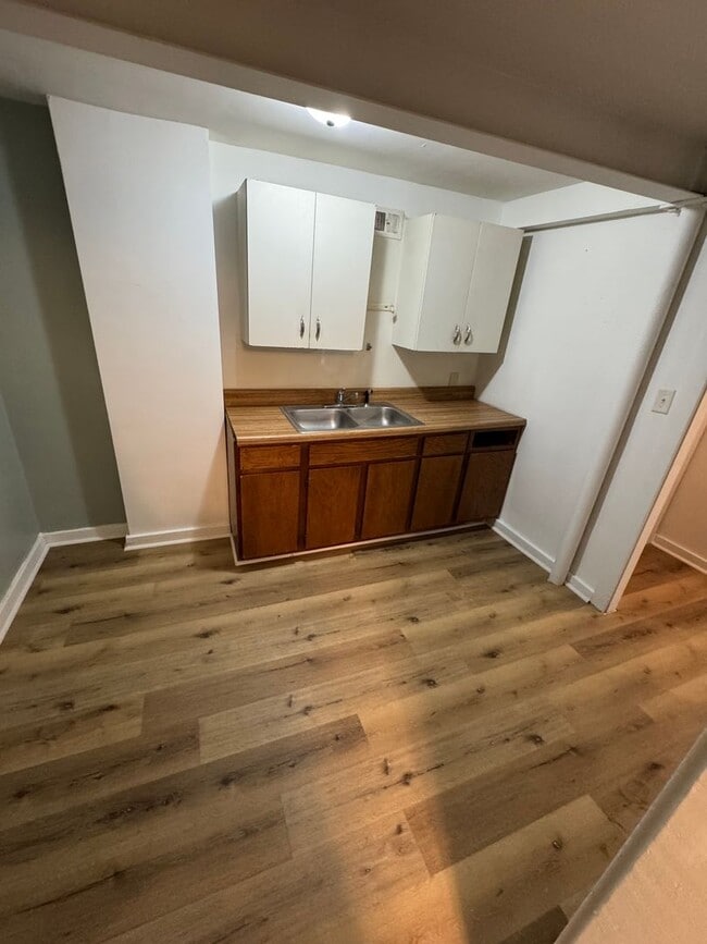 Photo - 941 Sheridan St Unidad B