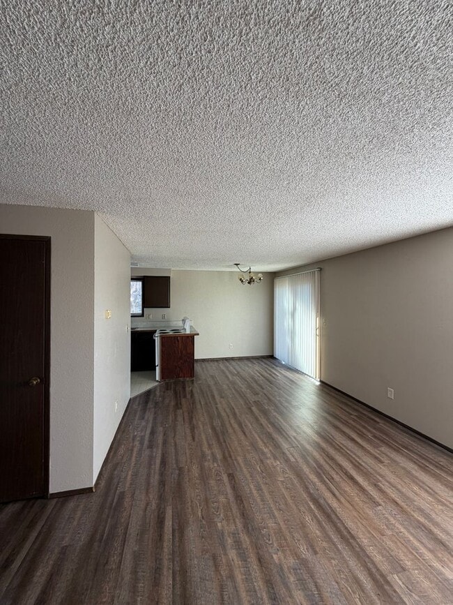Photo - 2bdrm, 1 bath apartment in Moyina Heights. Water,sewer & garbage included