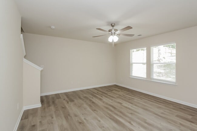 Photo - 7810 Shadow Lawn Rd