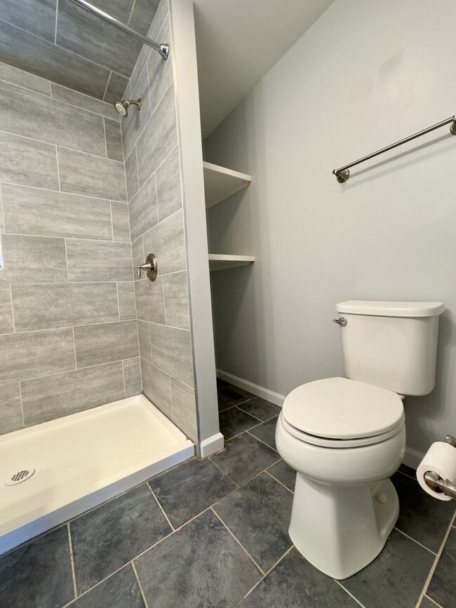 Photo - Charming 2 Bedroom/2.5 Bathroom Townhome in Upper Fells Point, MD!