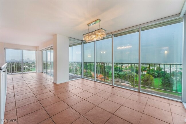 Photo - 3111 Bel Air Dr Unit 11B