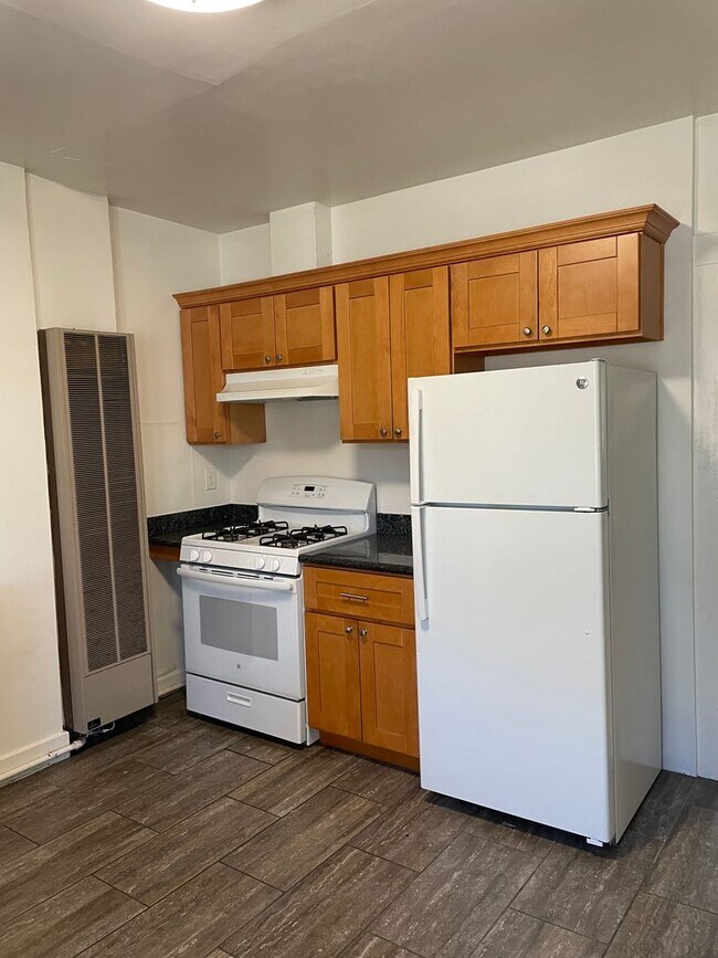 Photo - 20thST1401 Unit 3