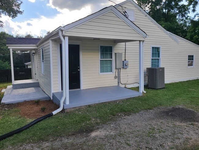 4521 Keehlen Ave