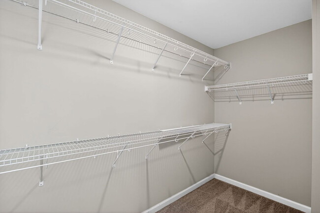 Photo - 43628 Winterberry Wy