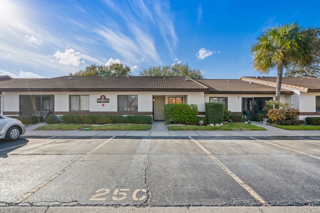 Building Photo - 7360 Ulmerton Rd Unit 25C