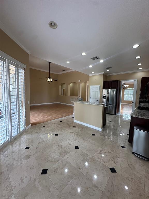 Photo - 7729 Aralia Way