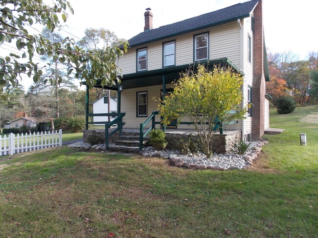Photo - 270 Wellington Rd