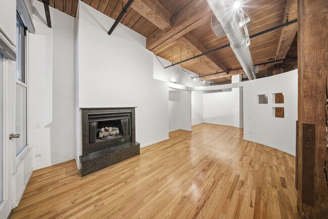 Photo - 1000 W Washington Blvd Unit 232