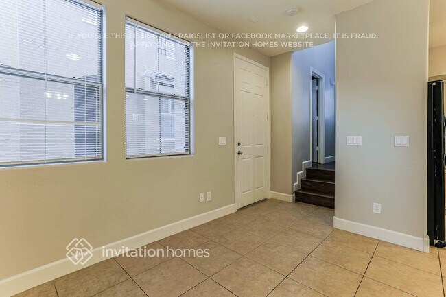 Photo - 451 S Hawes Rd