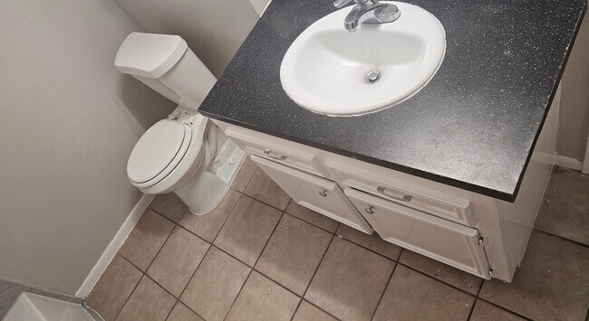 Photo - 13355 Lake Breeze Ln