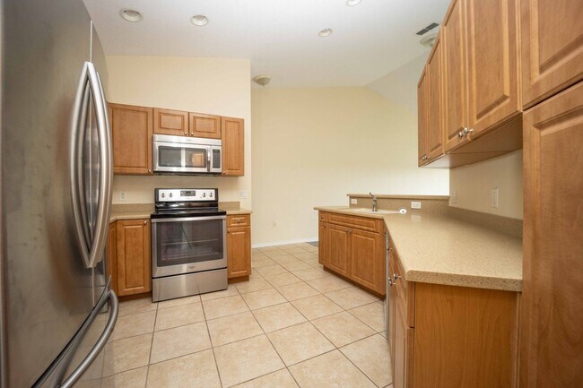 Photo - 3BR/2BA Condo in Lakeside Landings, Oxford