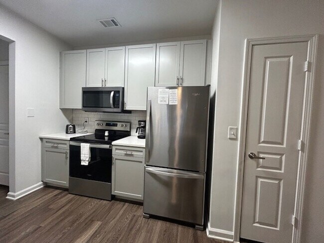 Photo - 706 Nottaway Ln Unit ID1382913P