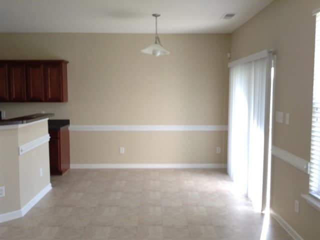 Photo - 107 Rosemont Ln