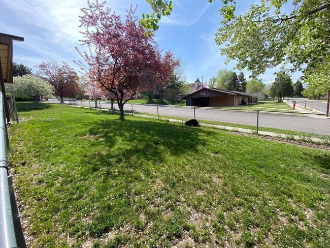 Photo - Spencer Unit 122