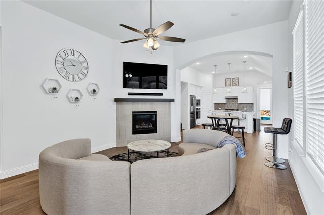 Photo - 8157 Mdw Vly Dr