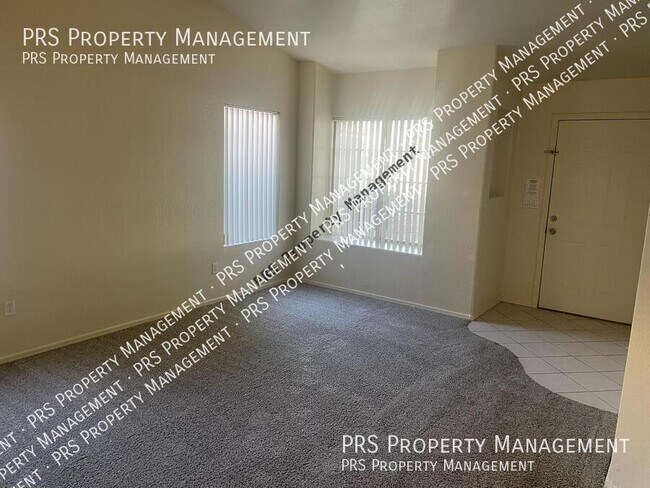 Photo - 837 E Glenmere Dr