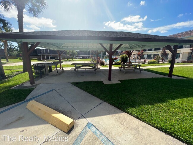 Photo - 2 br, 2 bath House - 2954 Peach St