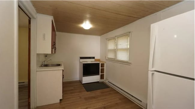 Photo - 36 Henry St Unit 36 Henry St.