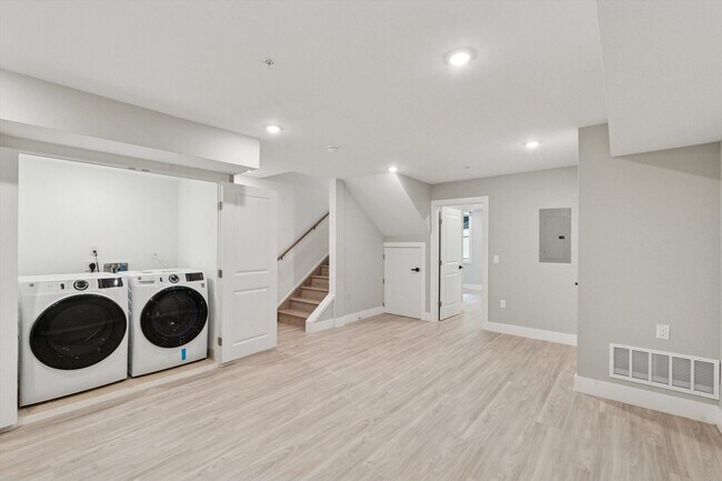 Photo - 2401 N 2nd St Unit E1