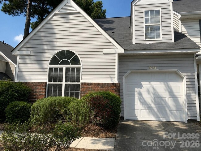 Building Photo - 9731 Elizabeth Townes Ln