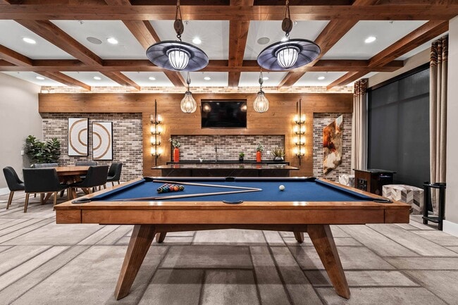 Knox at Metrocenter Apartments