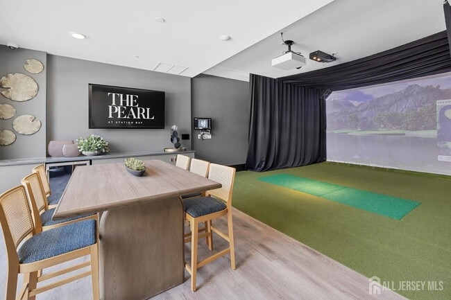 Photo - 200 Schindler Dr