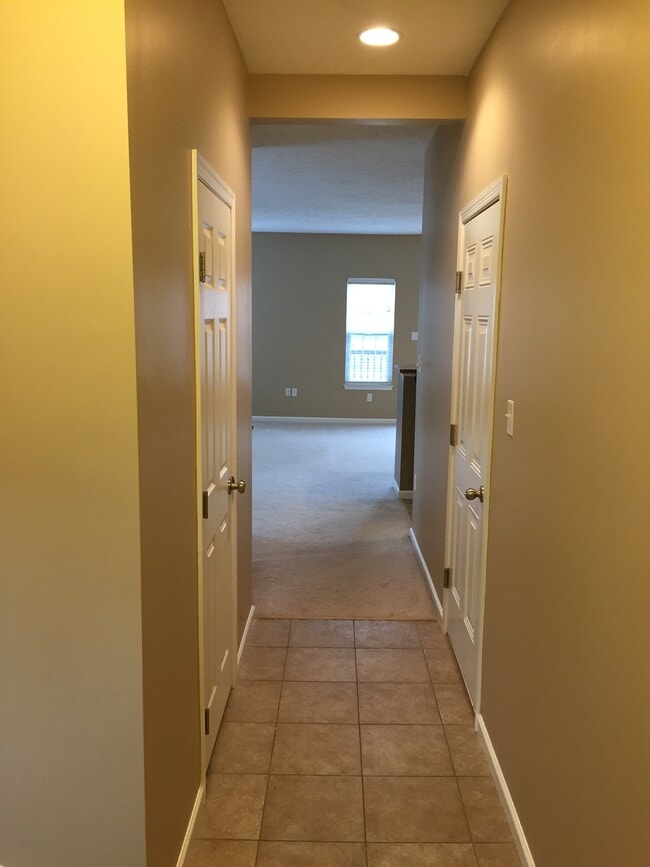 Photo - 214 Southern Valley Ct