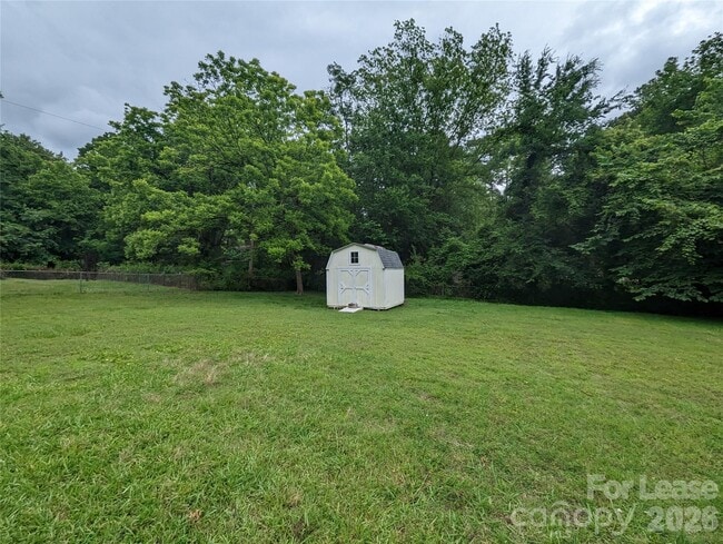 Photo - 311 Hillcrest Dr