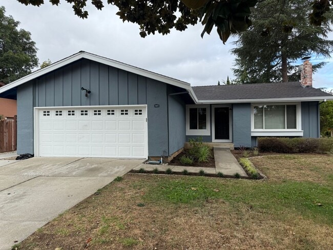 Photo - Spacious Corner Lot Home with Upgraded Fea...