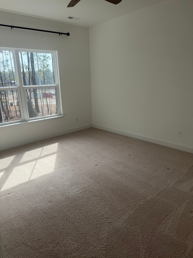 Photo - 7025 Leire Ln