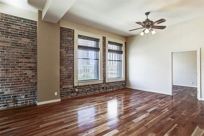 Photo - 915 Franklin-319.2 Unit 319.2