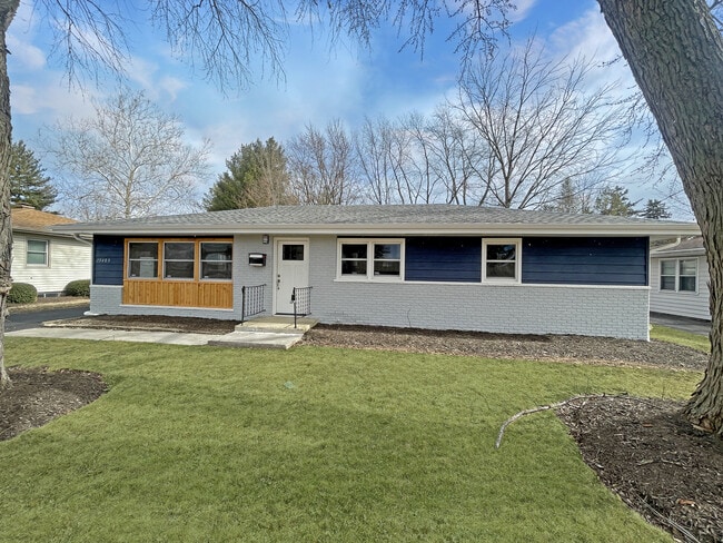 Building Photo - 15409 S Union Pl