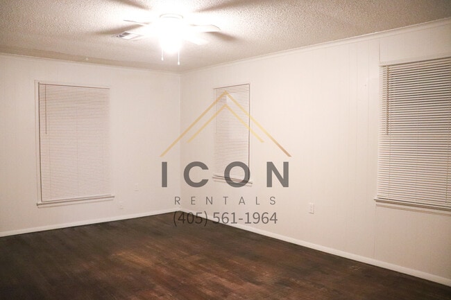 Photo - 1108 W Warren St