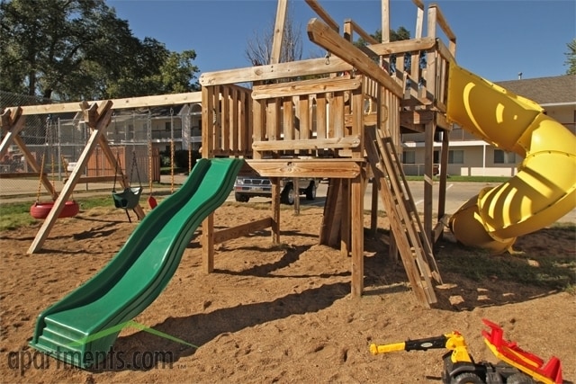 Photo - Bennett Grand Woods Apartments