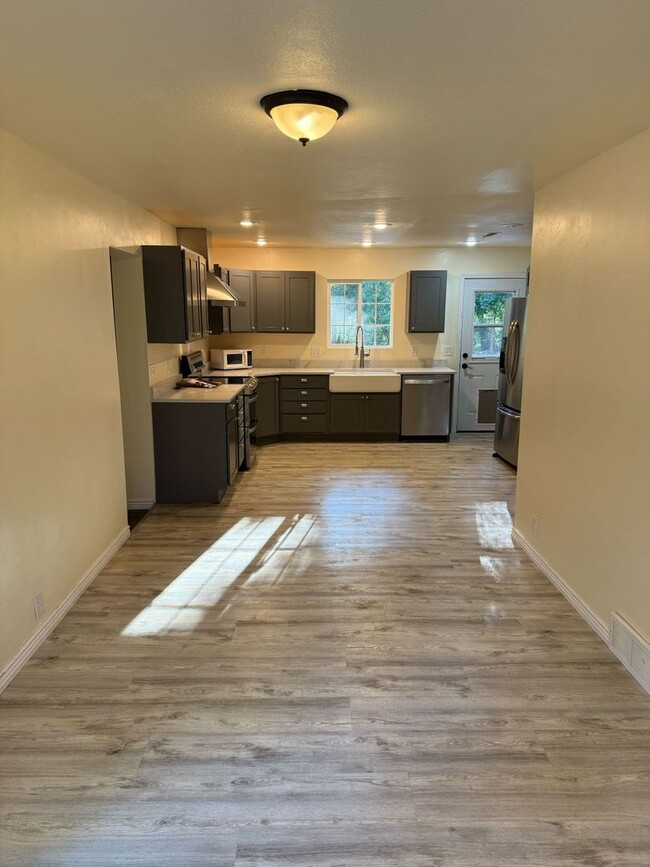 Photo - 1533 3rd Ave W Unit Main House