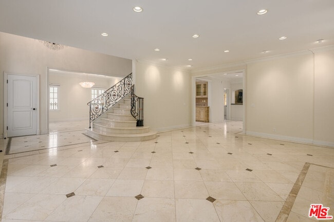 Photo - 204 Foothill Rd