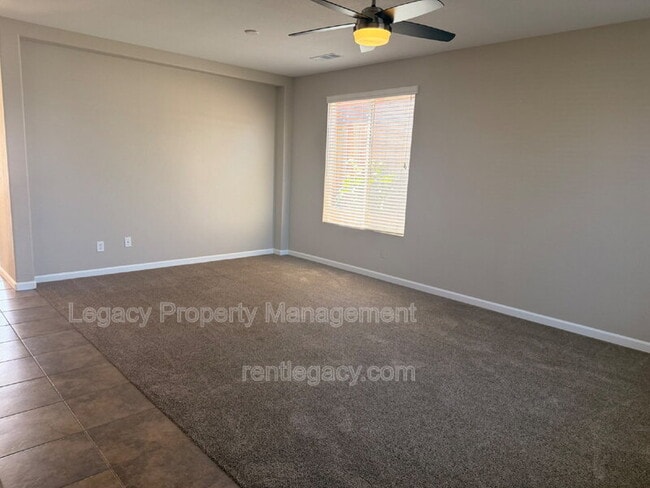 Photo - 4711 Summerset Dr