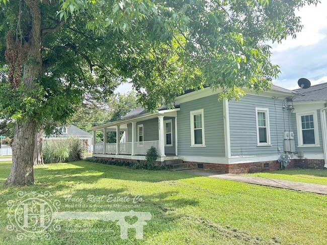 Photo - 1021 Dixie St