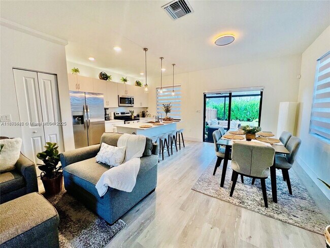 Photo - 25532 SW 108th Ave