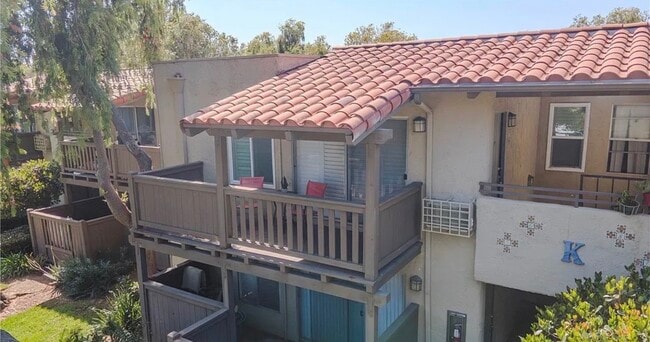 Photo - 1345 Cabrillo Park Dr Unit 6