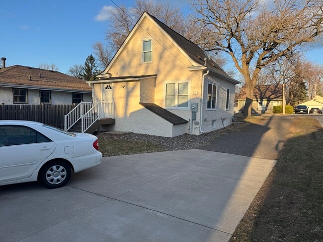 Photo - 4326 7th St NE