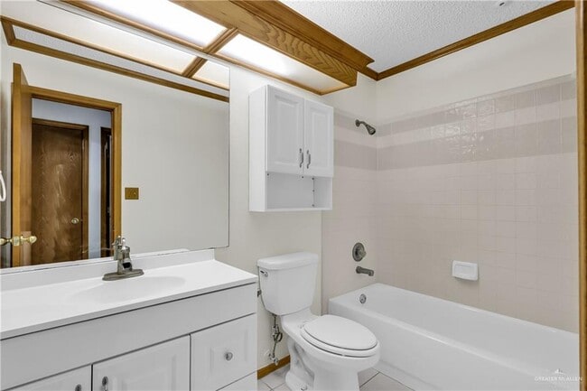 Photo - 15 N 21st St