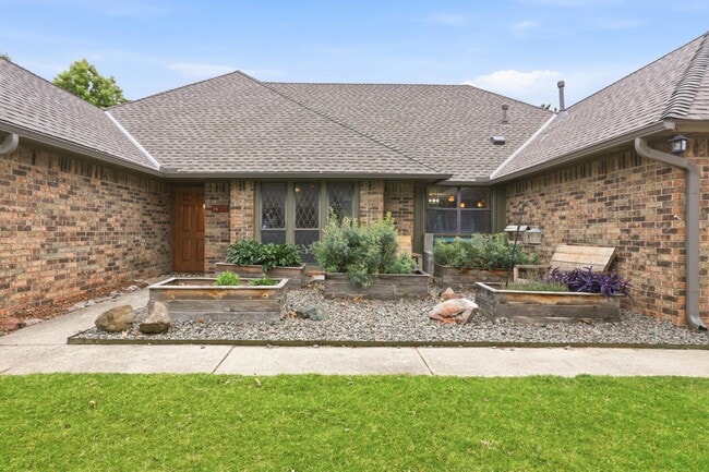 Photo - 14125 Osage Dr