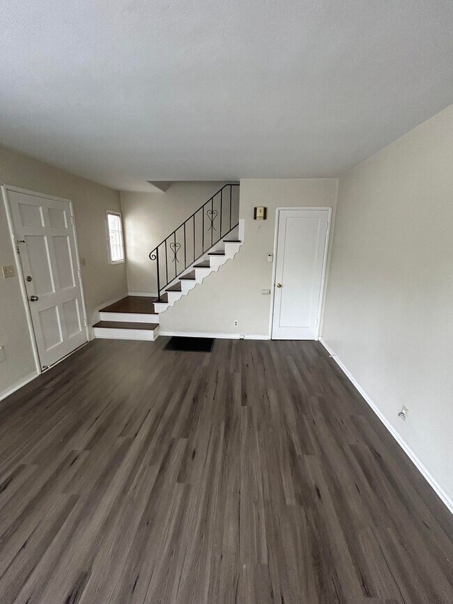 Photo - 1537 Pearl St Unit 1537