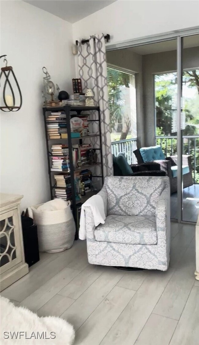 Photo - 7114 Wild Forest Ct Unidad 201