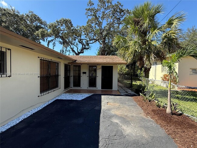 Photo - 1048 NW 32nd Pl Unit 1048