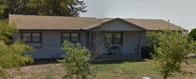 Photo - 749 W Clark Ave