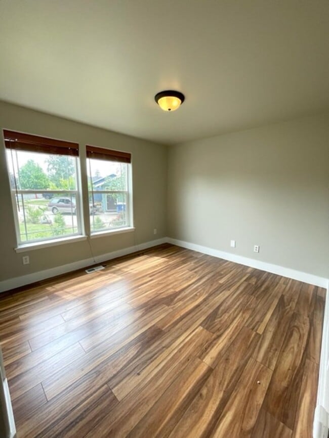 Photo - Gorgeous single level home in SE Bend with large fenced in backyard!